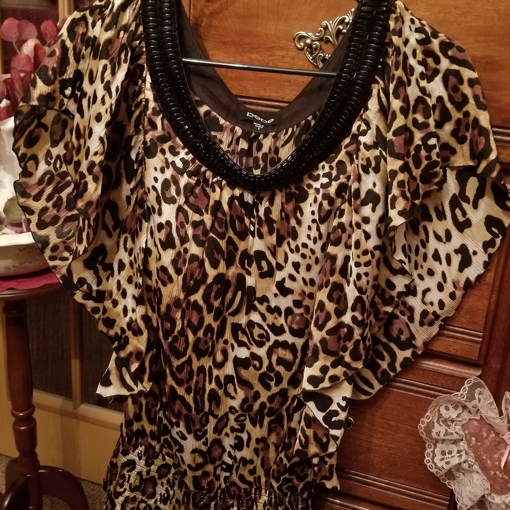 Bebe leopard embellished top NWOT